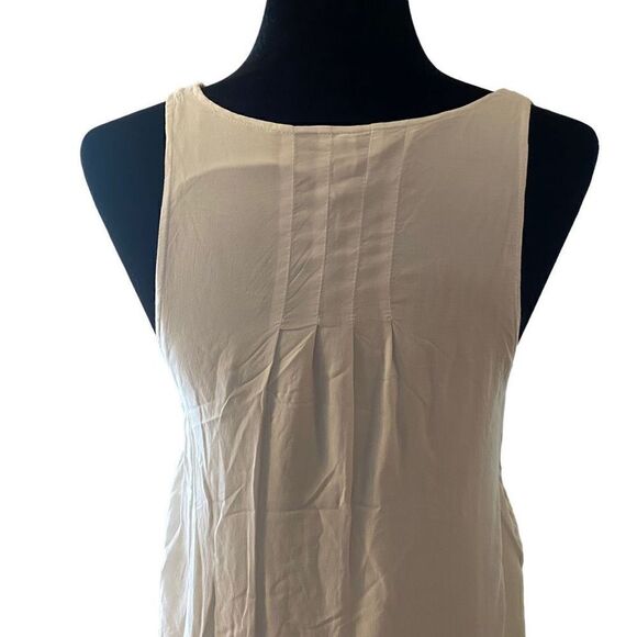 Victoria's Secret White‎ Sleeveless Short Dress - Picture 7 of 10